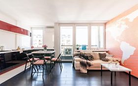 Rent Like Home - Aleja Solidarnosci 68